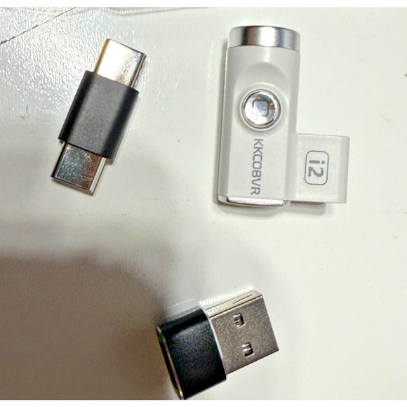 Stereo Earbuds for Oculus Quest 2 /‎ VR Headset – Dual 3.5mm– w/ Case & Adapters - Picture 7 of 9